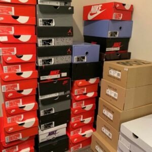 Authentic Nike sneakers pallets - Image 2