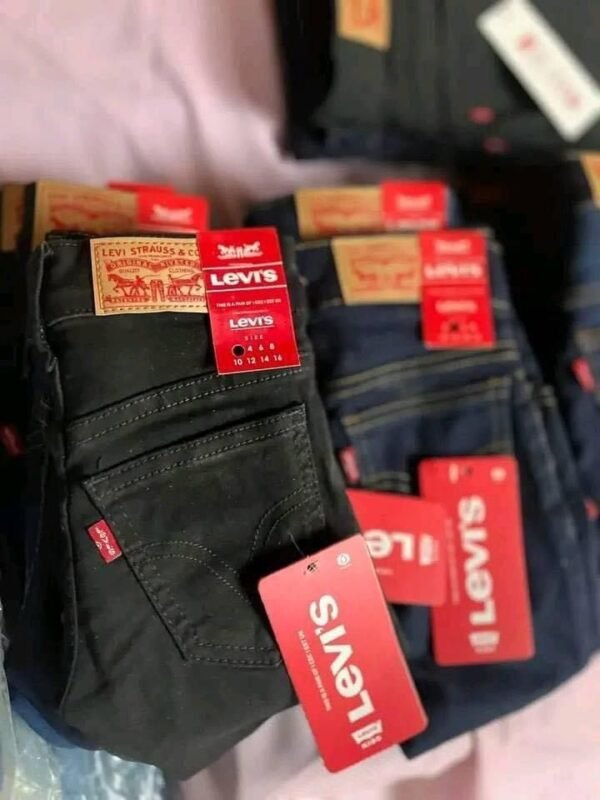 pallets levis clothes